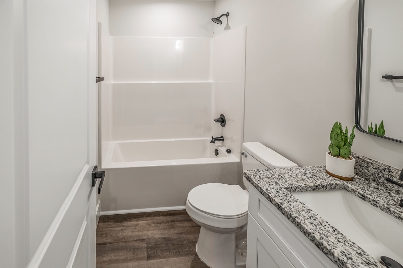 Building Photo - 121 Brookmeade Dr