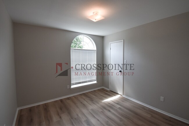 Building Photo - Available Now! Stunning 4 Bed 2 Bath Home in Flint, Tx! Whitehouse ISD!