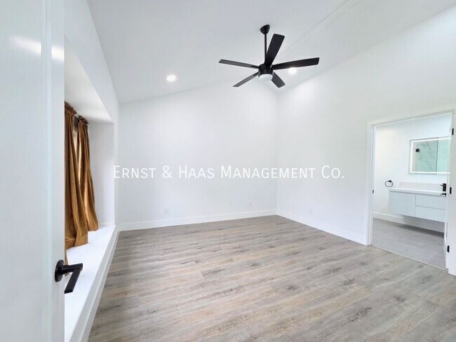 Building Photo - 3041 Yellowtail Dr