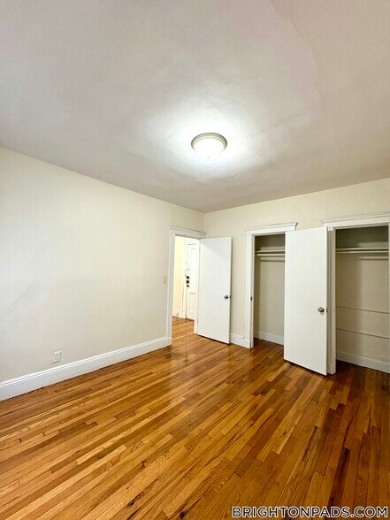 Building Photo - 131 Washington St