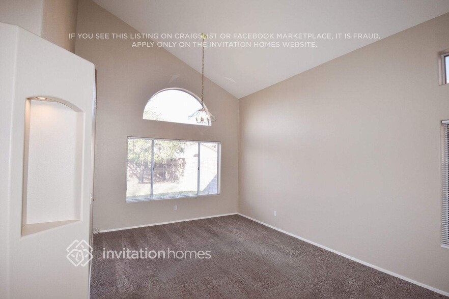 Building Photo - 5222 W Kesler Ln