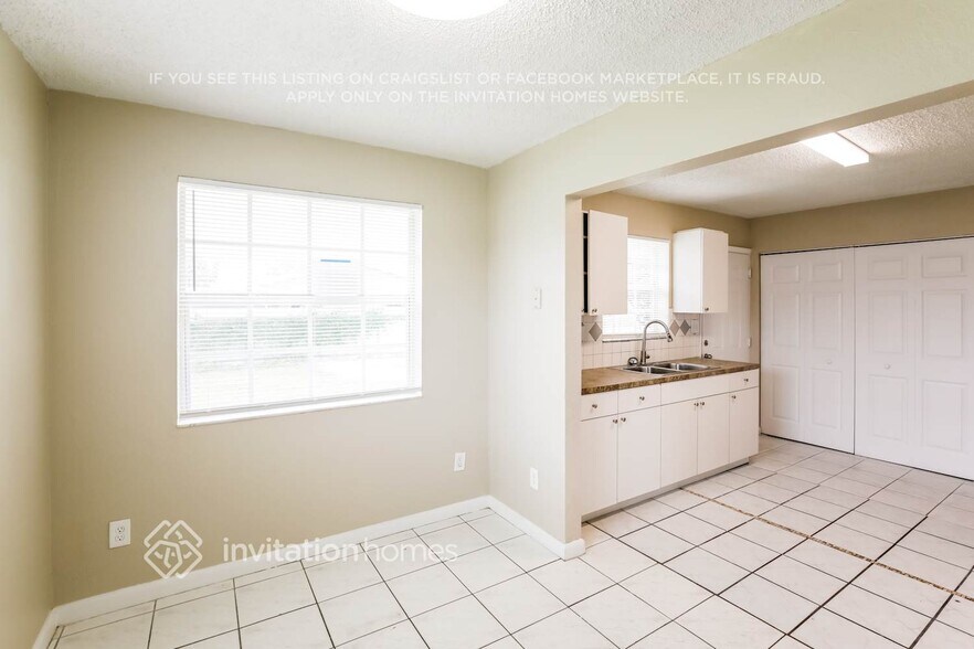 Building Photo - 11520 SW 193rd St