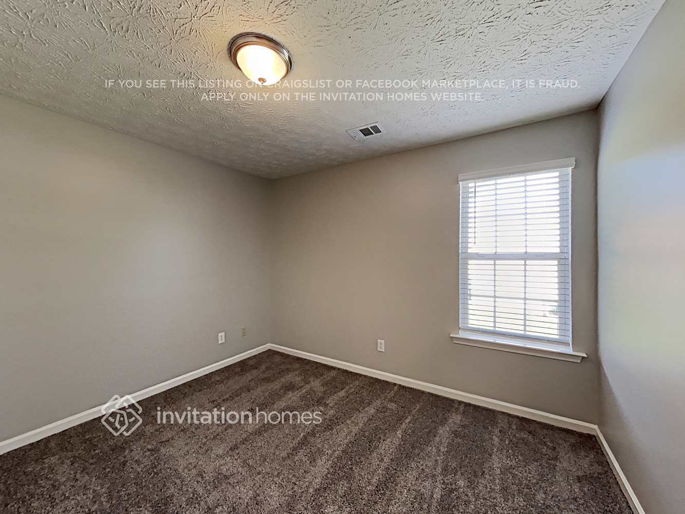 Building Photo - 1317 Kent Manor