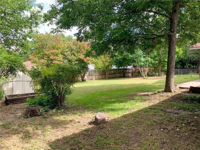 Building Photo - 11303 Titian Dr