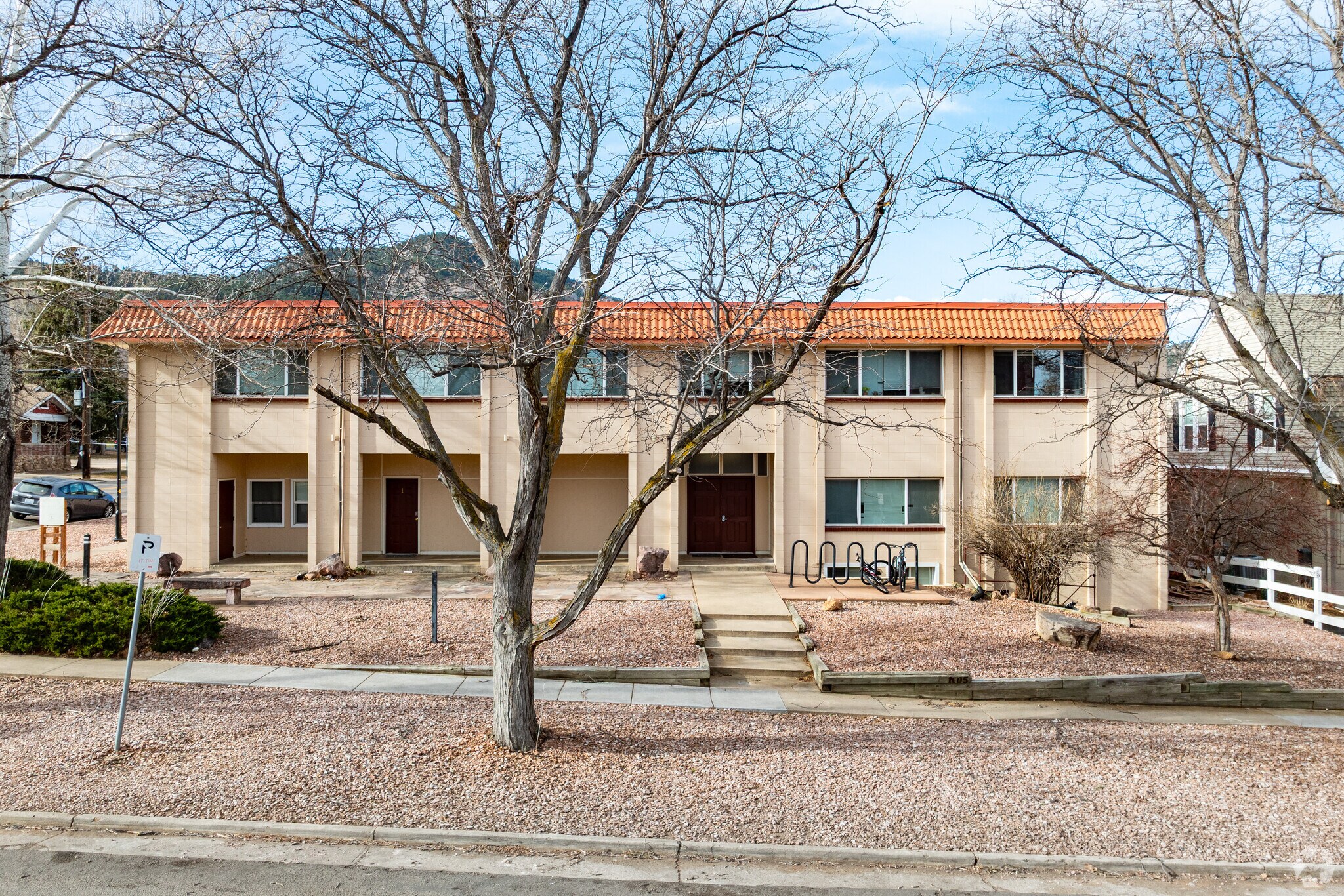 Building Photo - Fully Renovated & Spacious Units Just Steps from CU Boulder & The Hill – Prime Location!