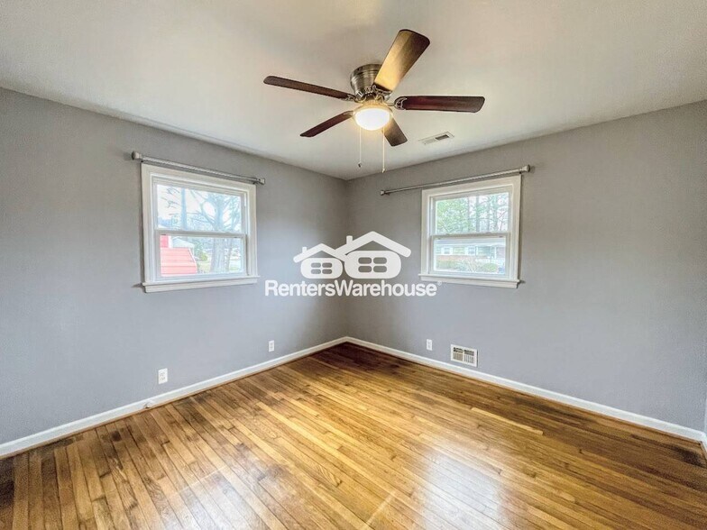 Building Photo - 528 Plantation Dr