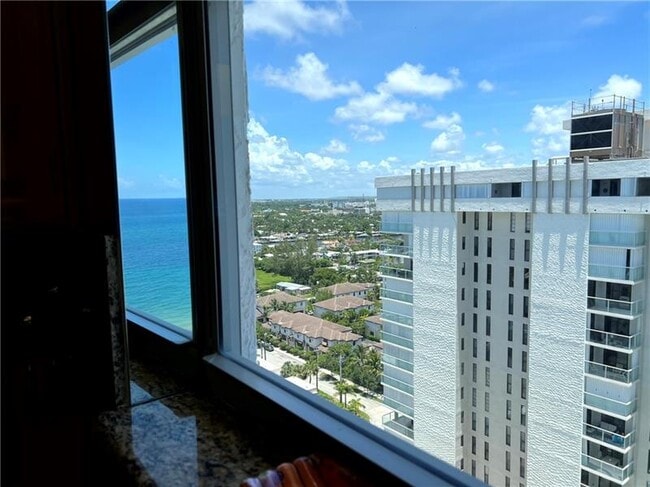 Building Photo - 1010 S Ocean Blvd