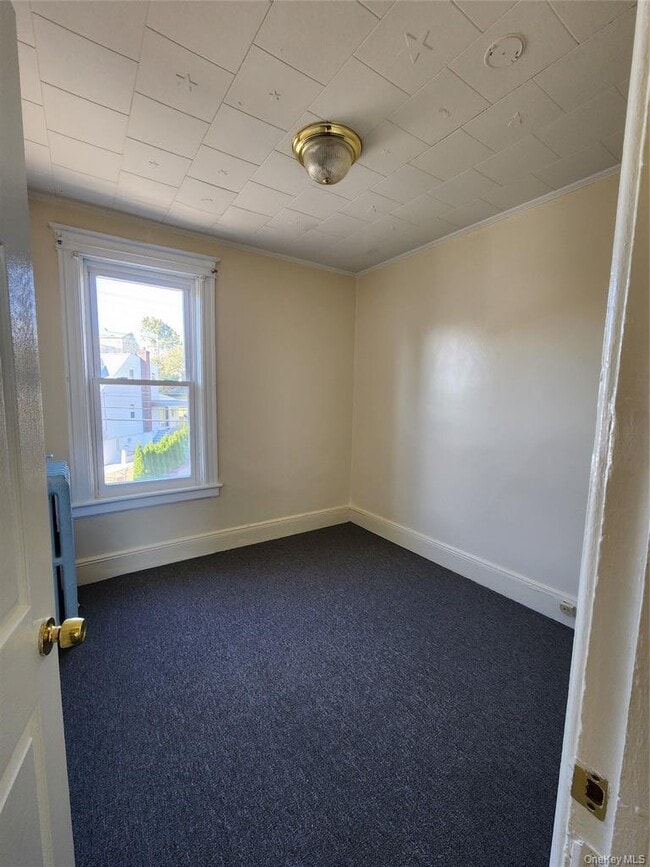 Building Photo - 184 Trenchard St