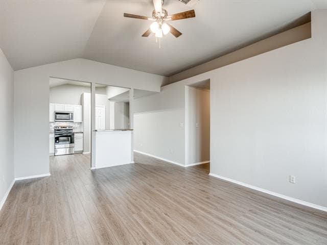 Building Photo - 610 Lone Star Park Ln