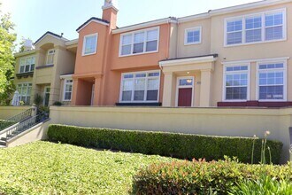 Building Photo - Condo for rent! Downtown Liberty Common Co...