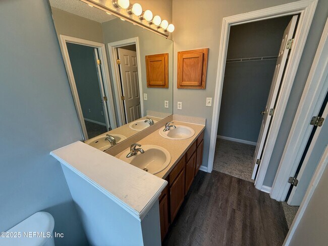 Building Photo - 2742 Secret Harbor Dr