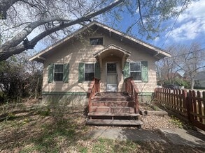 Building Photo - 1 Bedroom, 1 Bathroom Home Near the Historic District
