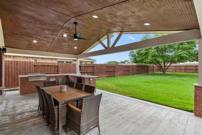 Building Photo - 25915 Hopson Meadows Dr