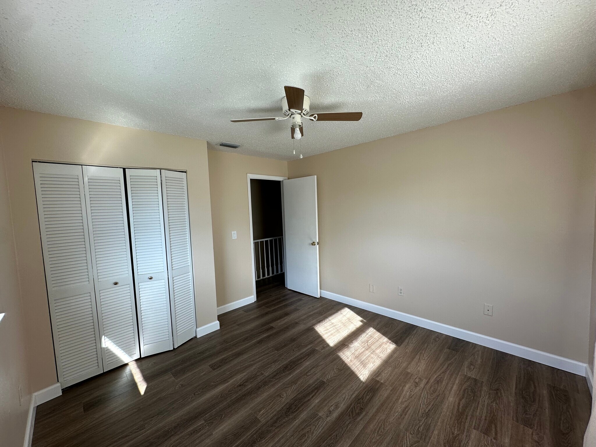 Building Photo - 2163 Alicia Dr