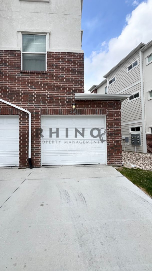 Building Photo - 13062 Keegan Dr