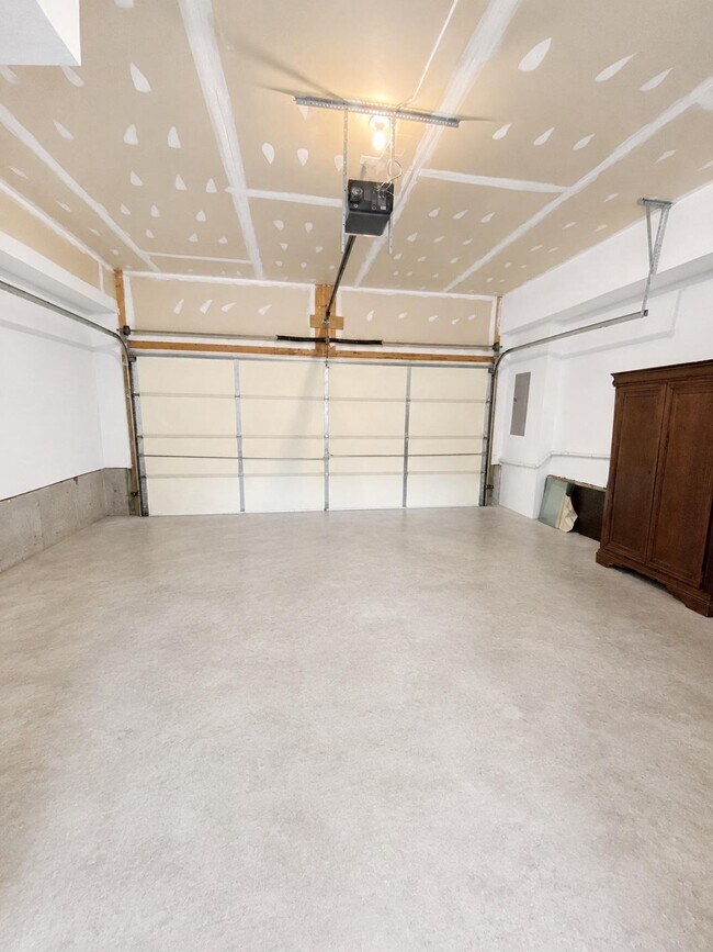 Building Photo - 21002 Kittanning Ln