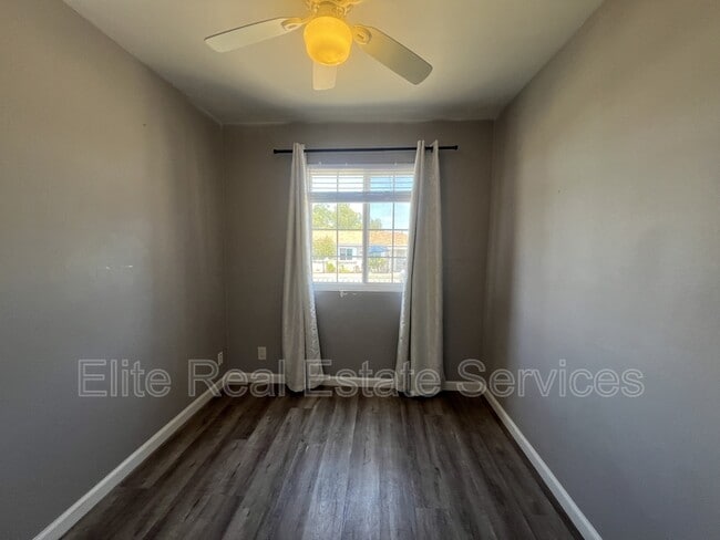 Building Photo - 6373 Osler St