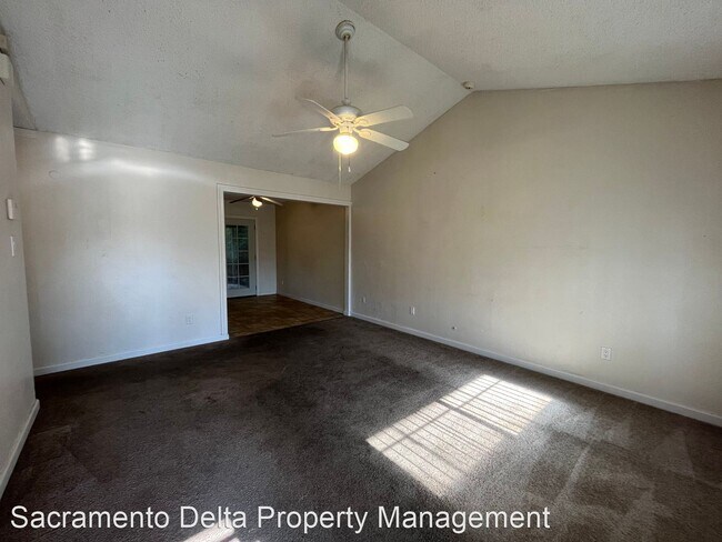 Building Photo - 3 br, 2 bath House - 2612 Coho Court