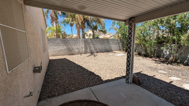 Building Photo - 8208 Cactus Root Ct