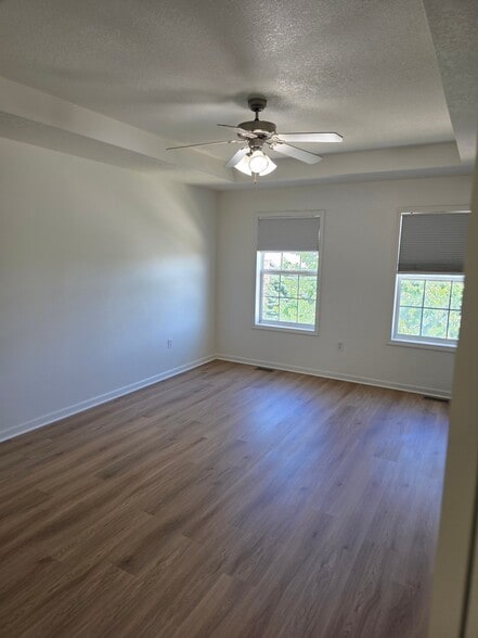 Building Photo - 6895 Jack London Dr