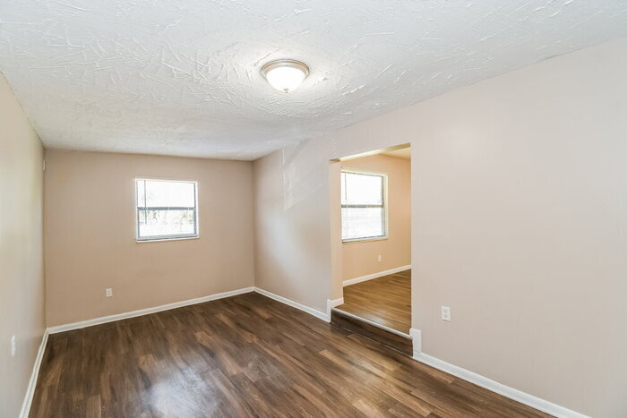Building Photo - 714 S 42nd St