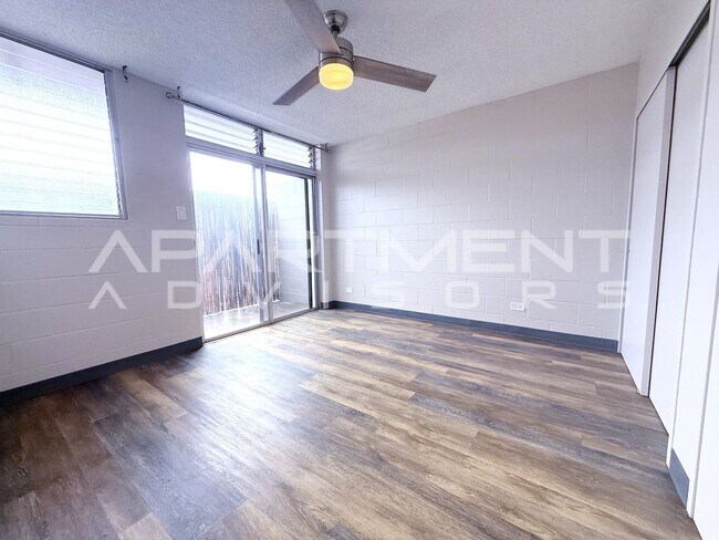 Building Photo - 3215 Hoolulu Street-#7