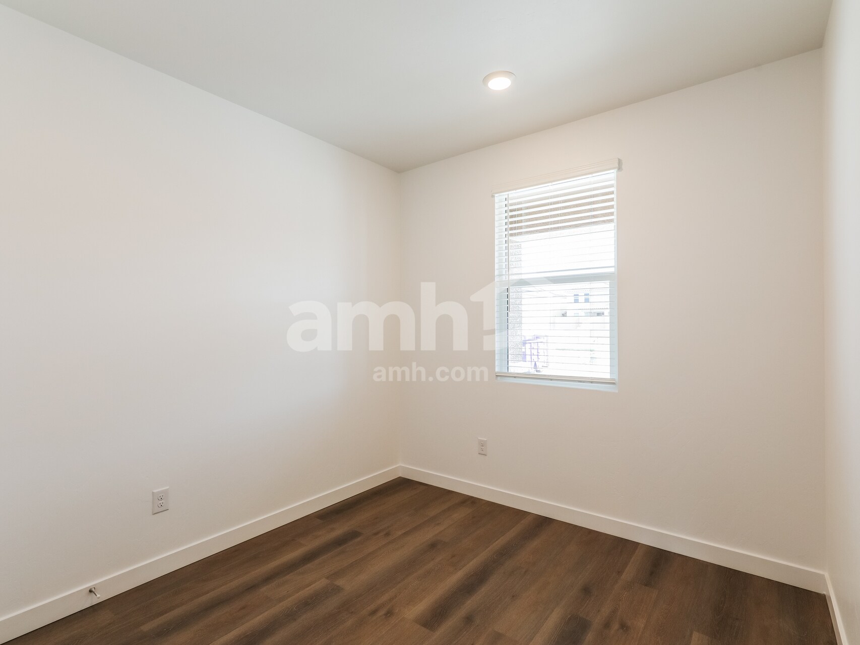 Building Photo - 7433 S Keller Ln