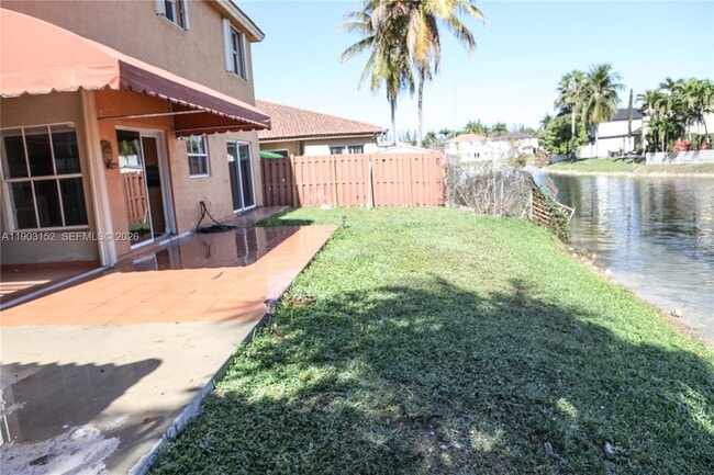 Building Photo - 985 NW 132nd Ct