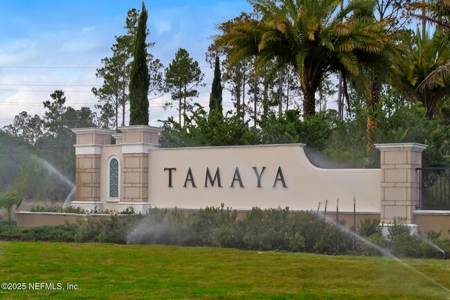 Building Photo - 12770 Valletta St