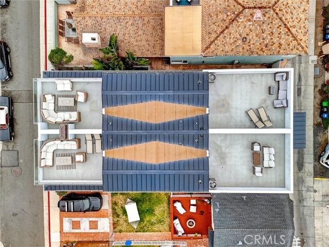 Building Photo - 506 Clubhouse Ave