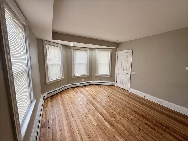 Building Photo - 41 Fruit Hill Ave