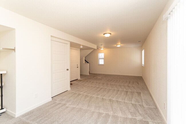 Building Photo - Move-In Ready Home in Desirable Banning Lewis Ranch!!