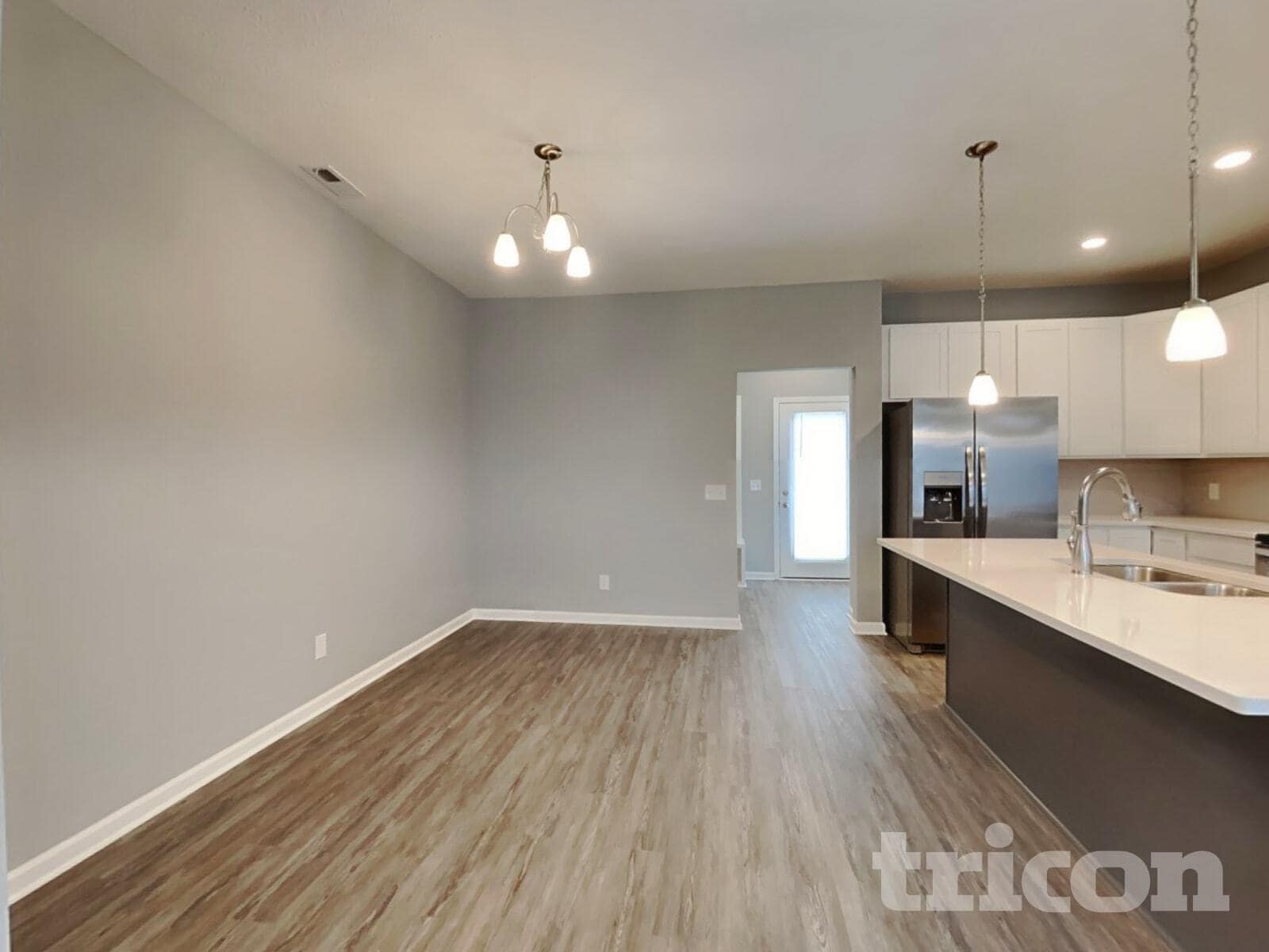 Building Photo - 303 Thomas Point Dr