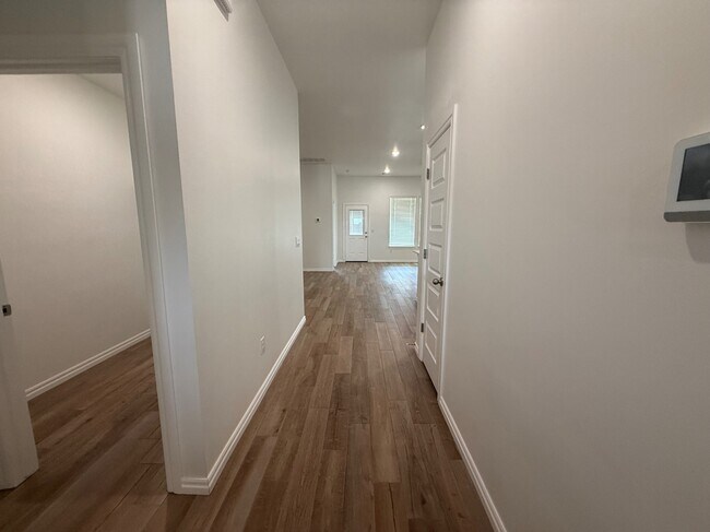 Building Photo - 9048 NW 149th Ter