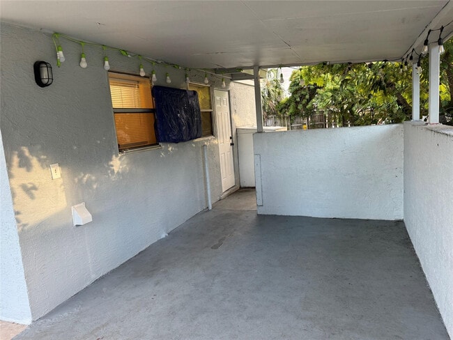 Building Photo - 1608 St