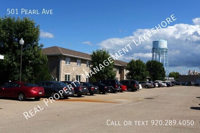 Building Photo - 501 Pearl Ave