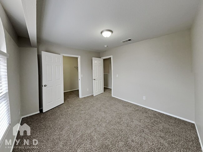 Building Photo - 7601 Amato Ave