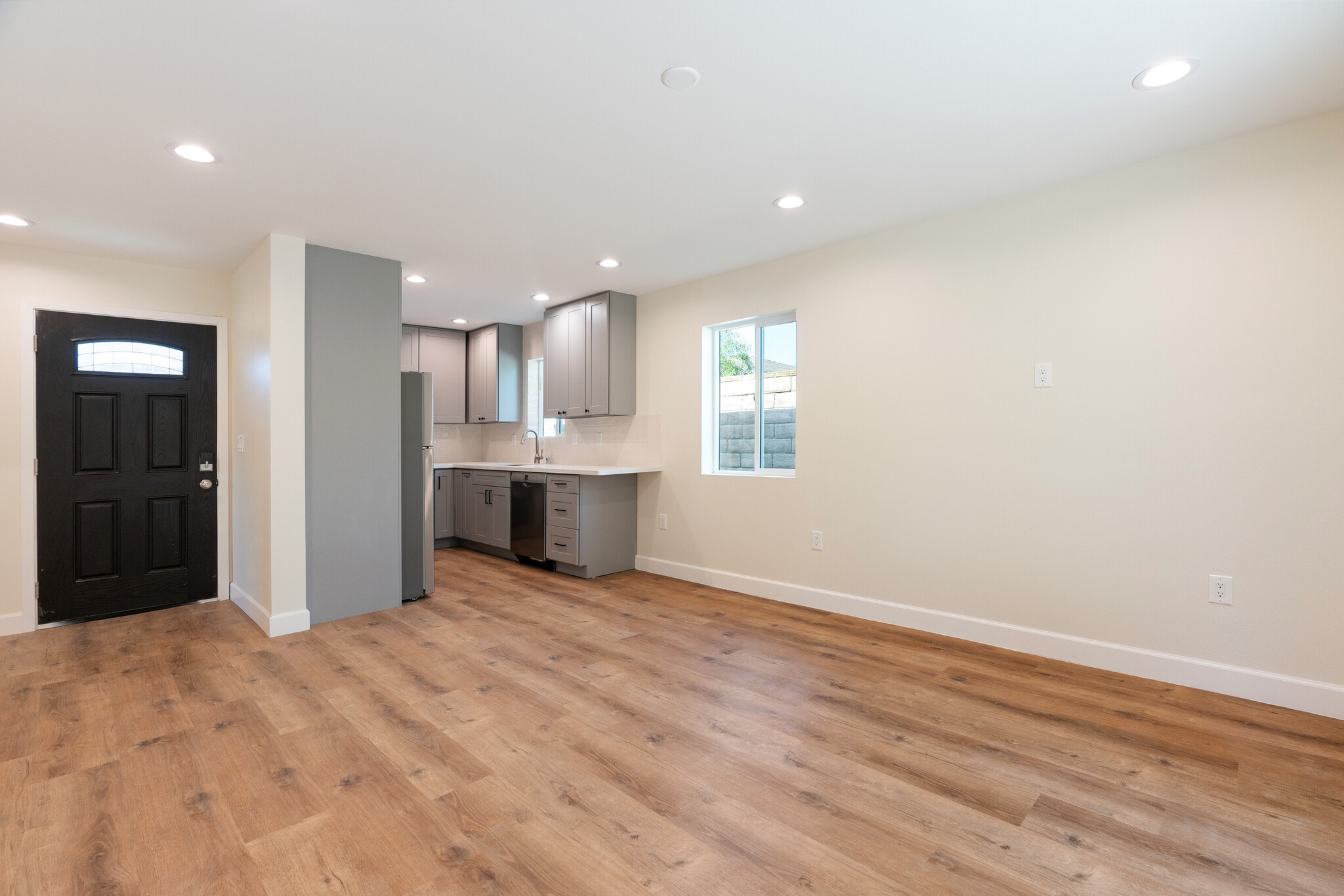 Building Photo - 2447 29th St