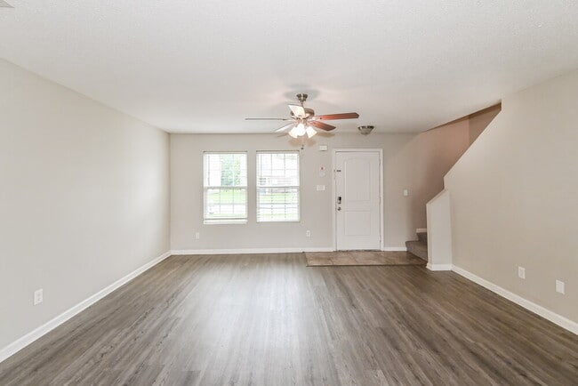 Building Photo - 2500 Boxford Ln