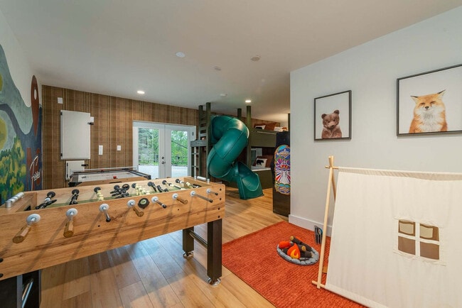 Building Photo - 36 Randall Dr