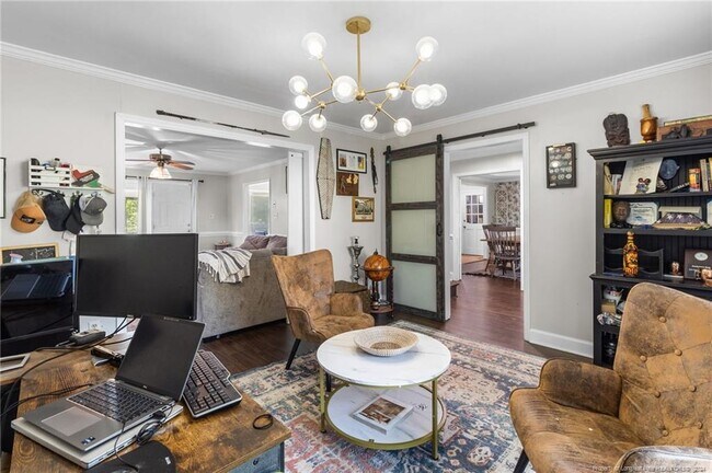 Building Photo - 3532 Kelburn Dr