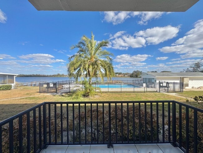 Building Photo - Buckeye Condo | Pool & Lake View | Ground Floor