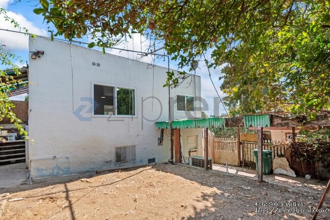 Building Photo - 2617 78th Ave