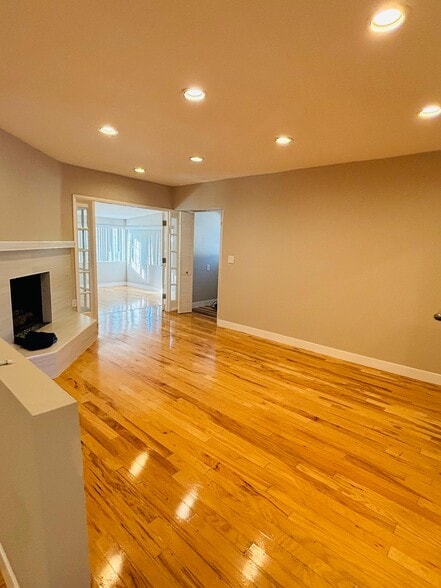 Building Photo - 5741 Larryan Dr