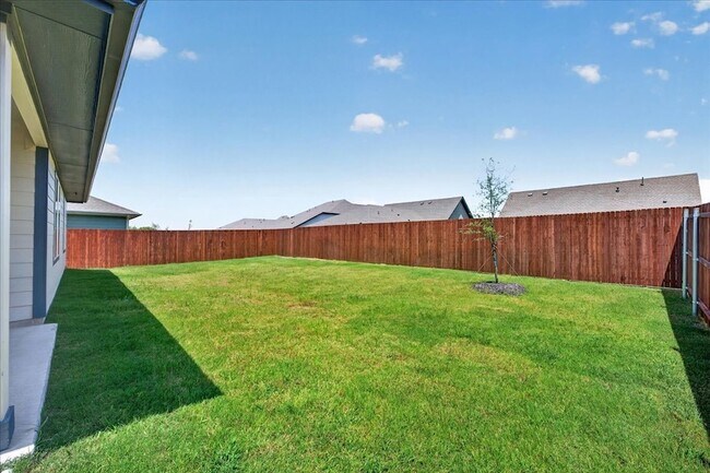 Building Photo - 728 Orchid Wy