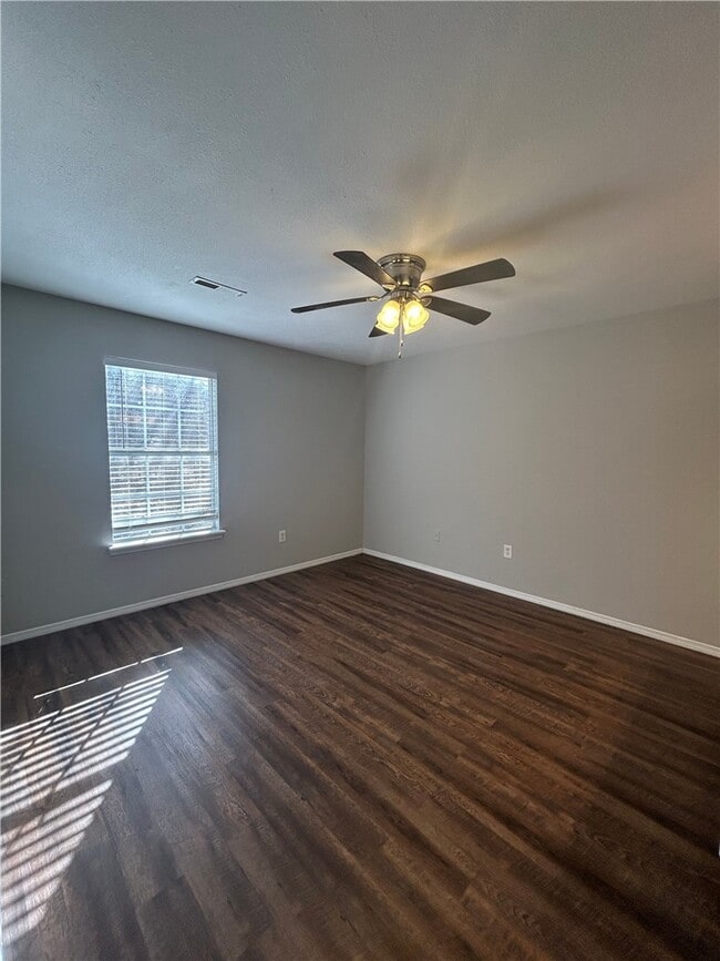 Building Photo - 5707 W Michael Cole Ln