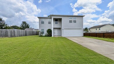 Building Photo - 105 Bayside Ln