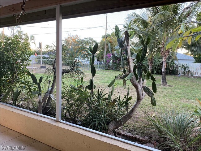 Building Photo - 668 98th Ave N