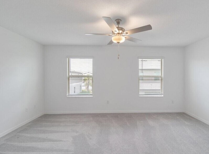 Building Photo - 8305 Crescent Oaks Dr