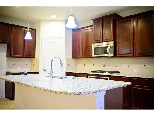 Building Photo - 3118 Turkey Creek Trail
